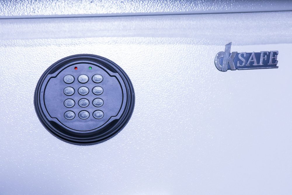 Heavy duty 4 drawer metallic safe - Image 3