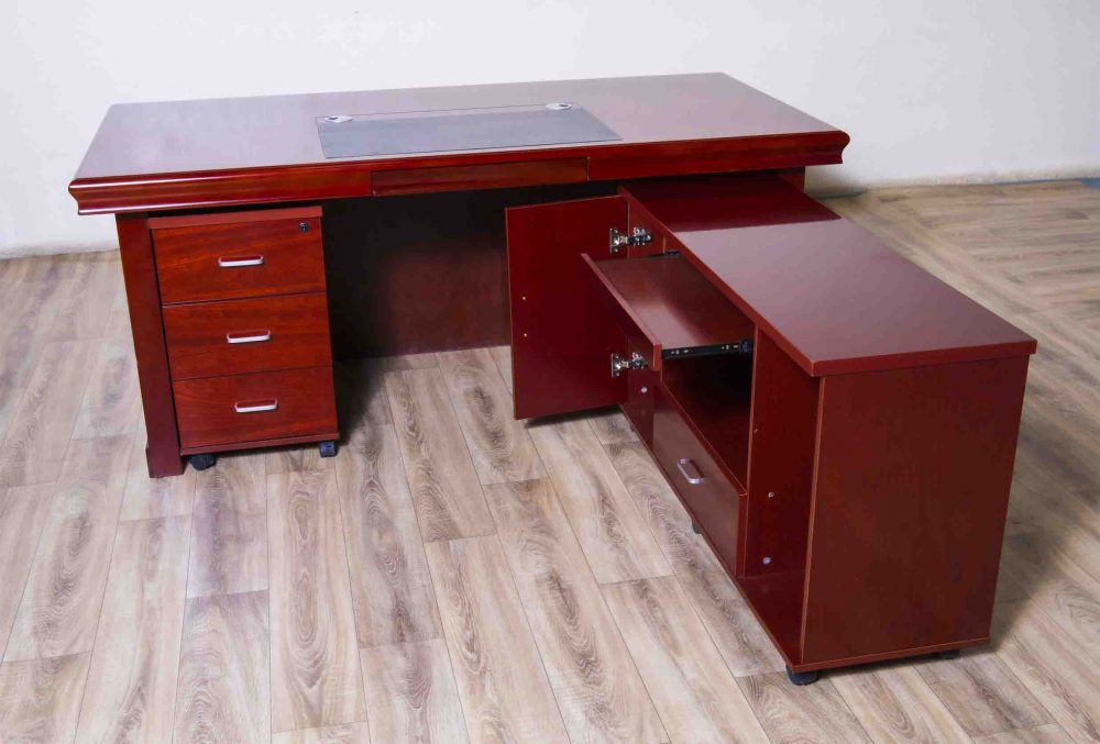 Dakar Executive office desk in Mahogany finish