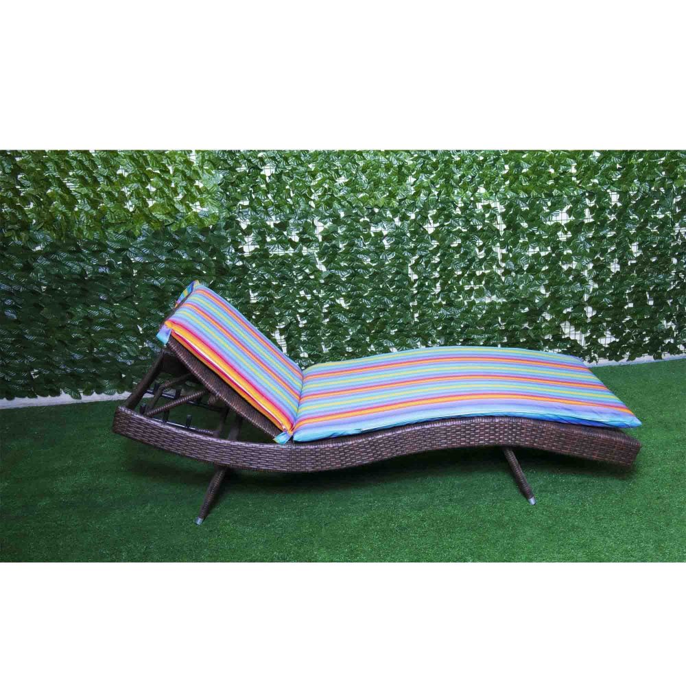 Palm Isle pool bed12