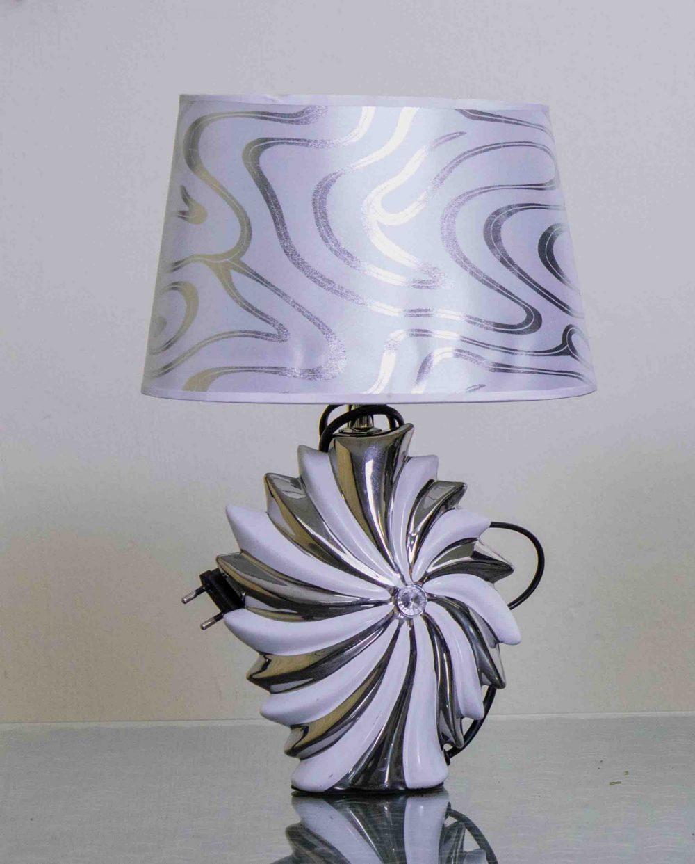 Lampshade in fibre glass and ceramic finish
