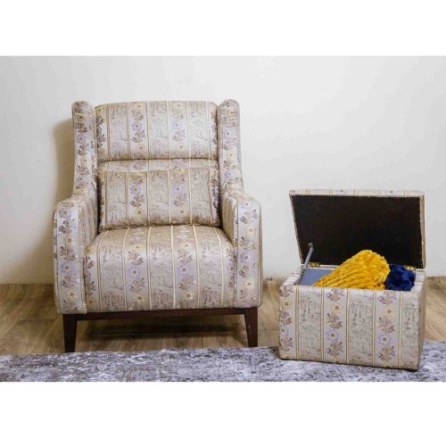 Majorca Flowered Chair with poof